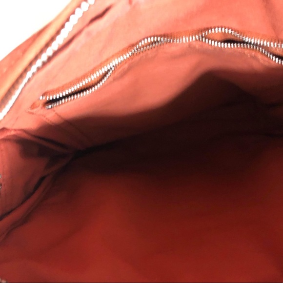 Hermes Messenger Bag 💲1100 - Picture 5 of 7